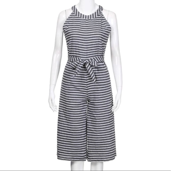 Grey and White Tie Front Romper - Picture 4 of 5